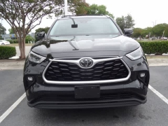 Used 2021  Toyota Highlander XLE AWD at CarloanExpress&period;Com near Hampton&comma; VA