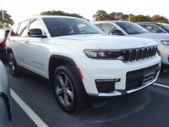 Used 2022  Jeep Grand Cherokee L Limited 4x4 at CarloanExpress&period;Com near Hampton&comma; VA