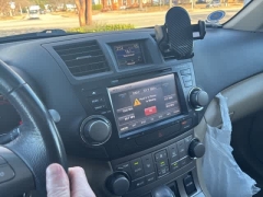 Used 2010  Toyota Highlander 4d SUV FWD SE at CarloanExpress&period;Com near Hampton&comma; VA