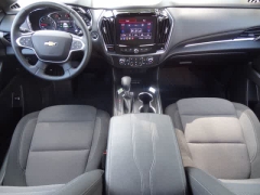 Used 2023  Chevrolet Traverse FWD 4dr LT Cloth w&sol;1LT at CarloanExpress&period;Com near Hampton&comma; VA