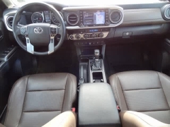 Used 2023  Toyota Tacoma 4WD Limited Double Cab 5ft Bed V6 AT at CarloanExpress.Com near Hampton, VA