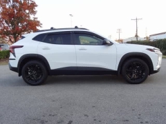 Used 2024  Chevrolet Trax FWD 4dr ACTIV at CarloanExpress.Com near Hampton, VA