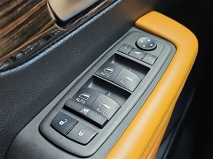 Used 2023  Chrysler Pacifica Hybrid Pinnacle FWD at CarloanExpress&period;Com near Hampton&comma; VA