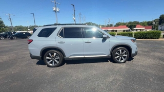 Used 2024  Honda Pilot Touring 2WD at CarloanExpress&period;Com near Hampton&comma; VA