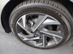 Used 2024  Hyundai Elantra Limited IVT at CarloanExpress&period;Com near Hampton&comma; VA