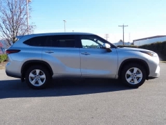 Used 2024  Toyota Highlander AWD (Natl) at CarloanExpress.Com near Hampton, VA