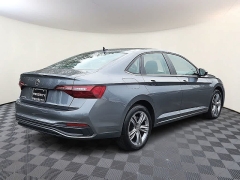 Used 2024  Volkswagen Jetta SE Auto at CarloanExpress&period;Com near Hampton&comma; VA