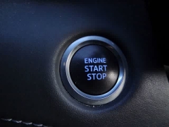 Used 2021  Toyota Highlander XLE AWD at CarloanExpress&period;Com near Hampton&comma; VA
