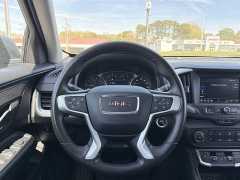 Used 2024  GMC Terrain FWD 4dr SLE at CarloanExpress&period;Com near Hampton&comma; VA