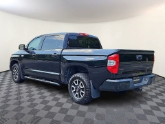 Used 2017  Toyota Tundra 4WD CrewMax 5&period;5' Bed 5&period;7L &lpar;Natl&rpar; at CarloanExpress&period;Com near Hampton&comma; VA