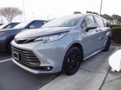 Used 2025  Toyota Sienna AWD 7-Passenger &lpar;Natl&rpar; at CarloanExpress&period;Com near Hampton&comma; VA