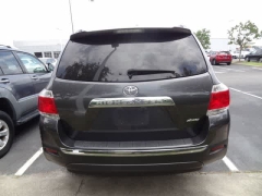 Used 2012  Toyota Highlander 4WD 4dr V6 &lpar;Natl&rpar; at CarloanExpress&period;Com near Hampton&comma; VA