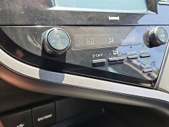 Used 2020  Toyota Camry SE Auto &lpar;Natl&rpar; at CarloanExpress&period;Com near Hampton&comma; VA