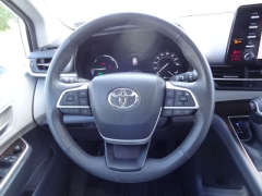 Used 2024  Toyota Sienna XLE FWD &lpar;Natl&rpar; at CarloanExpress&period;Com near Hampton&comma; VA