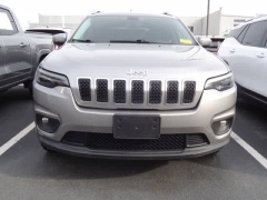 Used 2020  Jeep Cherokee Latitude Plus 4x4 at CarloanExpress&period;Com near Hampton&comma; VA