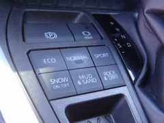 Used 2022  Toyota RAV4 XLE Premium AWD at CarloanExpress.Com near Hampton, VA