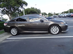 Used 2018  Toyota Camry Auto &lpar;Natl&rpar; at CarloanExpress&period;Com near Hampton&comma; VA