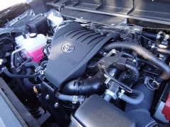 Used 2024  Toyota Highlander AWD (Natl) at CarloanExpress.Com near Hampton, VA