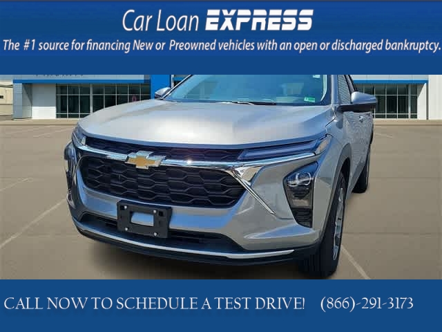 Used 2025  Chevrolet Trax FWD 4dr LT at CarloanExpress.Com near Hampton, VA