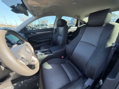 Used 2019  Honda Accord Sedan 4d LX 1.5L at CarloanExpress.Com near Hampton, VA