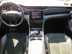 Used 2025  Jeep Grand Cherokee Altitude 4x4 at CarloanExpress&period;Com near Hampton&comma; VA