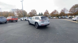 Used 2024  Jeep Grand Cherokee 4xe 4x4 at CarloanExpress&period;Com near Hampton&comma; VA