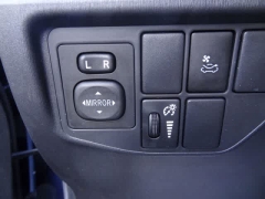 Used 2015  Toyota Prius 5dr HB &lpar;Natl&rpar; at CarloanExpress&period;Com near Hampton&comma; VA