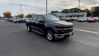 Used 2024  Ford F-150 XLT 4WD SuperCrew 5.5' Box at CarloanExpress.Com near Hampton, VA