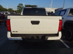 Used 2025  Toyota Tacoma 4WD Double Cab Bed &lpar;Natl&rpar; at CarloanExpress&period;Com near Hampton&comma; VA