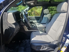 Used 2025  Toyota Tundra 4WD CrewMax 5&period;5' Bed &lpar;Natl&rpar; at CarloanExpress&period;Com near Hampton&comma; VA
