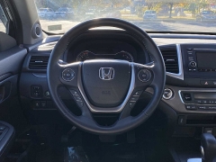 Used 2017  Honda Ridgeline Crew Cab FWD RTL at CarloanExpress.Com near Hampton, VA