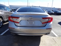Used 2022  Honda Accord Sedan Touring 2.0T Auto at CarloanExpress.Com near Hampton, VA