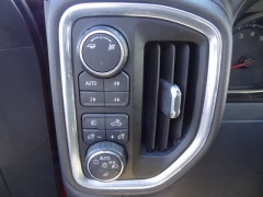 Used 2019  Chevrolet Silverado 1500 4WD Crew Cab 147" LT Trail Boss at CarloanExpress.Com near Hampton, VA