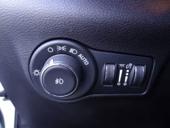 Used 2025  Jeep Compass Trailhawk 4x4 at CarloanExpress&period;Com near Hampton&comma; VA