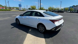 Used 2024  Hyundai Elantra SEL IVT at CarloanExpress&period;Com near Hampton&comma; VA