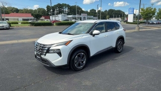 Used 2024  Nissan Rogue FWD SV at CarloanExpress&period;Com near Hampton&comma; VA