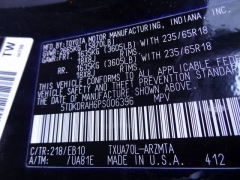 Used 2023  Toyota Highlander FWD &lpar;Natl&rpar; at CarloanExpress&period;Com near Hampton&comma; VA