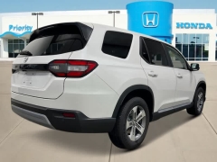 New 2025  Honda Pilot EX-L AWD at CarloanExpress.Com near Hampton, VA