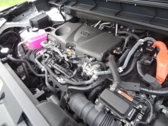 Used 2022  Toyota Highlander Hybrid Platinum AWD at CarloanExpress&period;Com near Hampton&comma; VA
