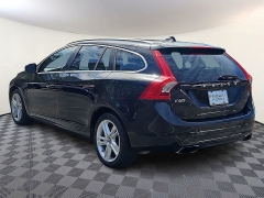 Used 2015  Volvo V60 4d Wagon FWD &lpar;2015&period;5&rpar; T5 Premier at CarloanExpress&period;Com near Hampton&comma; VA