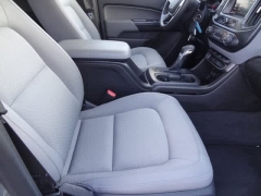 Used 2022  Chevrolet Colorado 4WD Crew Cab 128" Work Truck at CarloanExpress.Com near Hampton, VA