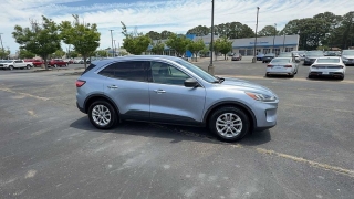 Used 2022  Ford Escape SE FWD at CarloanExpress&period;Com near Hampton&comma; VA