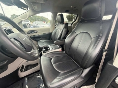 Used 2023  Chrysler Pacifica Hybrid Touring L FWD at CarloanExpress&period;Com near Hampton&comma; VA