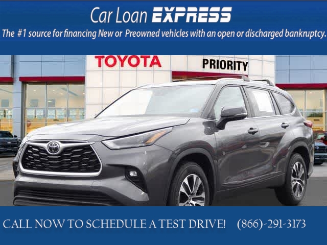 Used 2023  Toyota Highlander FWD &lpar;Natl&rpar; at CarloanExpress&period;Com near Hampton&comma; VA