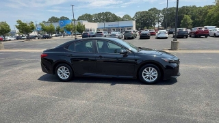 Used 2025  Toyota Camry &lpar;Natl&rpar; at CarloanExpress&period;Com near Hampton&comma; VA