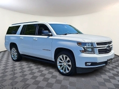 Used 2020  Chevrolet Suburban 4d SUV 4WD LT at CarloanExpress&period;Com near Hampton&comma; VA