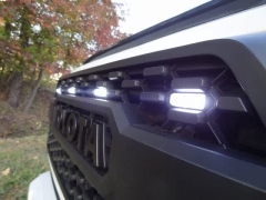 Used 2017  Toyota Tacoma Double Cab 5' Bed V6 4x4 (Natl) at CarloanExpress.Com near Hampton, VA