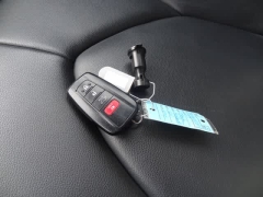 Used 2023  Toyota Highlander FWD &lpar;Natl&rpar; at CarloanExpress&period;Com near Hampton&comma; VA