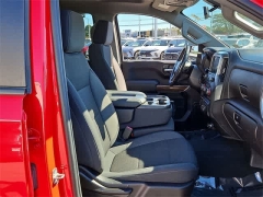 Used 2021  Chevrolet Silverado 1500 4WD Crew Cab 147" RST at CarloanExpress.Com near Hampton, VA