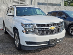 Used 2016  Chevrolet Suburban 4d SUV 4WD LT at CarloanExpress&period;Com near Hampton&comma; VA